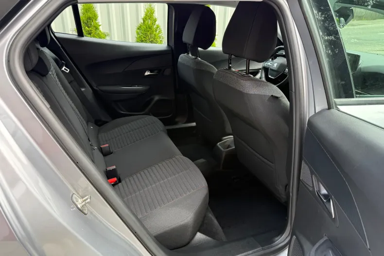 Peugeot 2008 din 2022 cu 57.827 km - oferta PEU213192 - foto 29