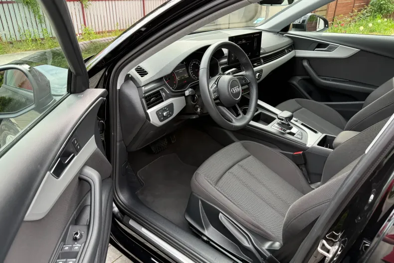 Audi A4 din 2021 cu 28.255 km - oferta AUD213195 - foto 3
