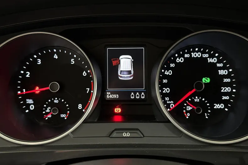 Volkswagen Tiguan din 2021 cu 64.093 km - oferta VOL213197 - foto 10