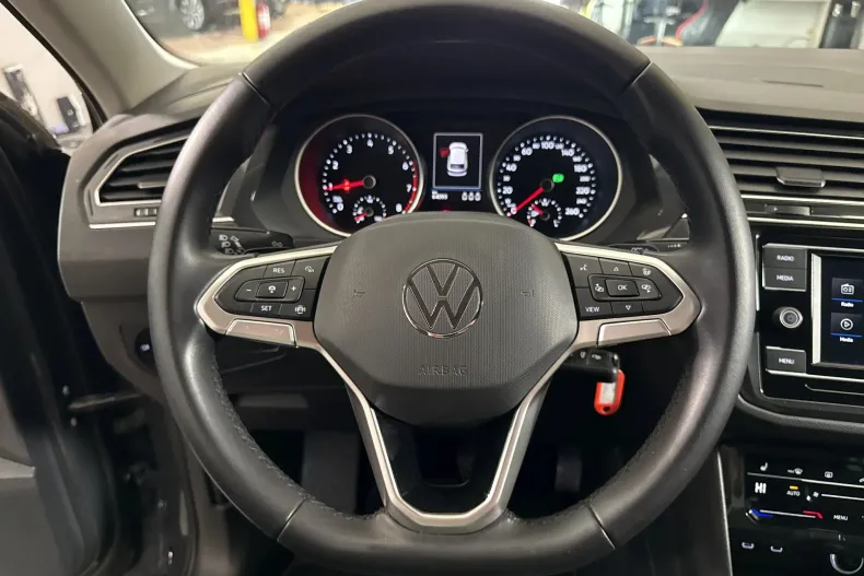Volkswagen Tiguan din 2021 cu 64.093 km - oferta VOL213197 - foto 16