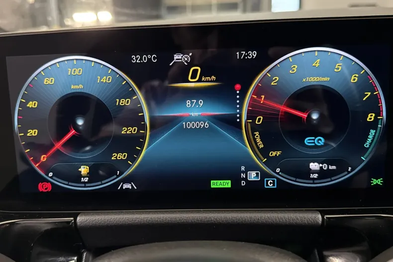Mercedes-Benz GLA din 2020 cu 100.096 km - oferta MER213198 - foto 10