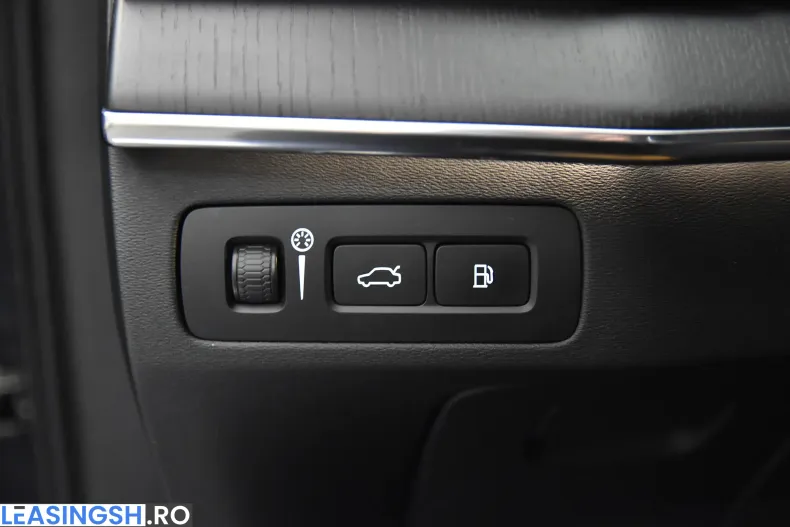 Volvo XC90 din 2021 cu 118.172 km - oferta VOL213203 - foto 16