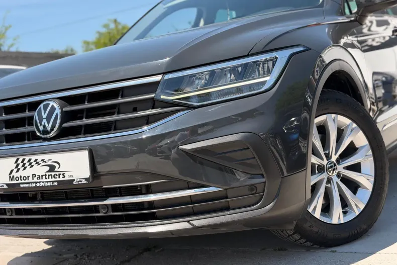 Volkswagen Tiguan din 2021 cu 61.000 km - oferta VOL213206 - foto 11