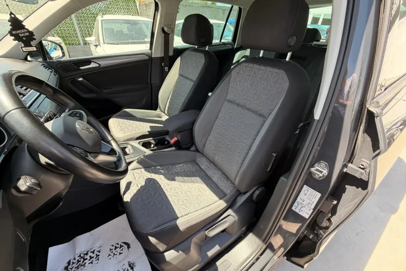 Volkswagen Tiguan din 2021 cu 61.000 km - oferta VOL213206 - foto 16