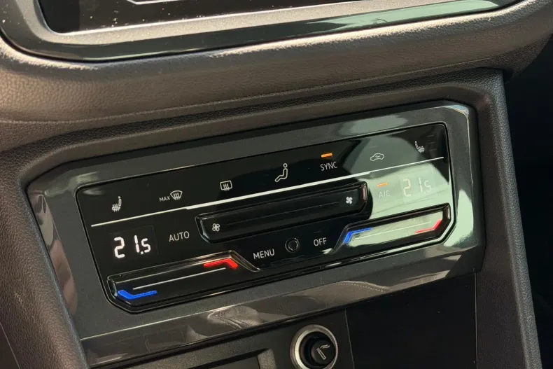Volkswagen Tiguan din 2021 cu 61.000 km - oferta VOL213206 - foto 28