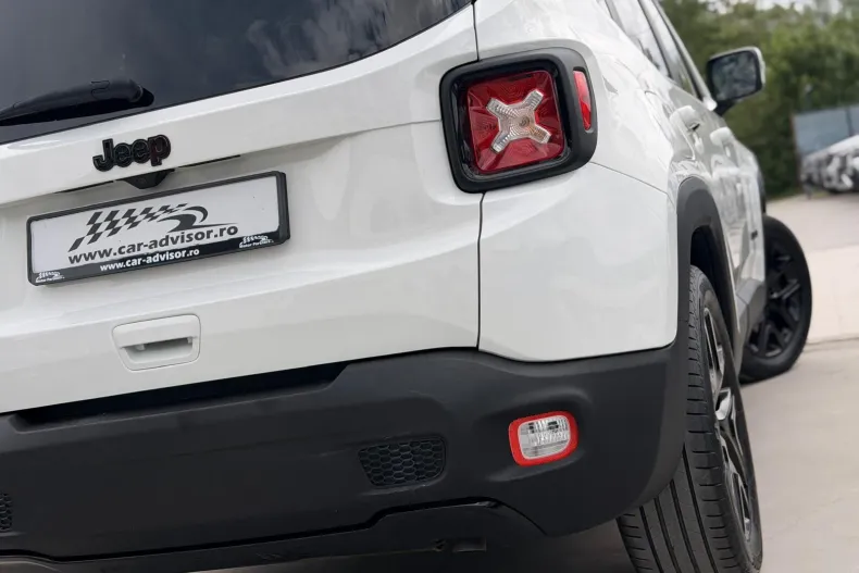 Jeep Renegade din 2023 cu 85.000 km - oferta JEE213208 - foto 13