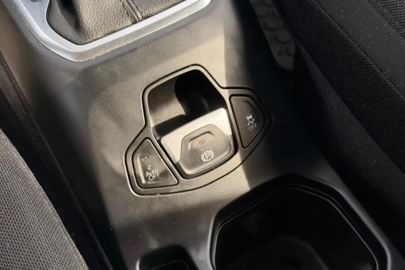 Jeep Renegade din 2023 cu 85.000 km - oferta JEE213208 - foto 33