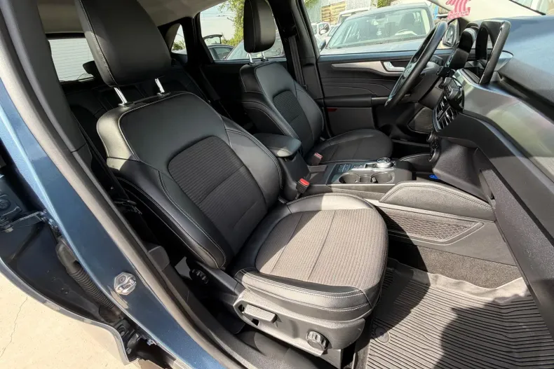 Ford Kuga din 2023 cu 128.000 km - oferta FOR213211 - foto 15