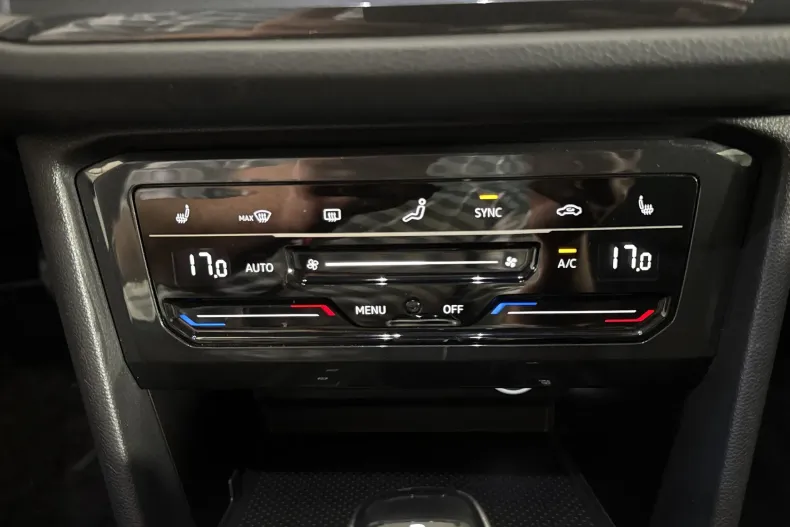 Volkswagen Tiguan din 2021 cu 84.203 km - oferta VOL213217 - foto 18