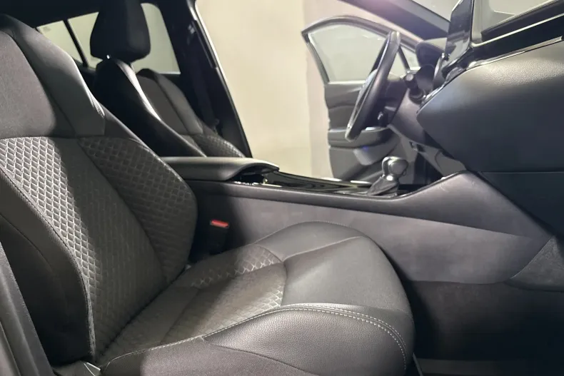 Toyota C-HR din 2022 cu 112.103 km - oferta TOY213219 - foto 11
