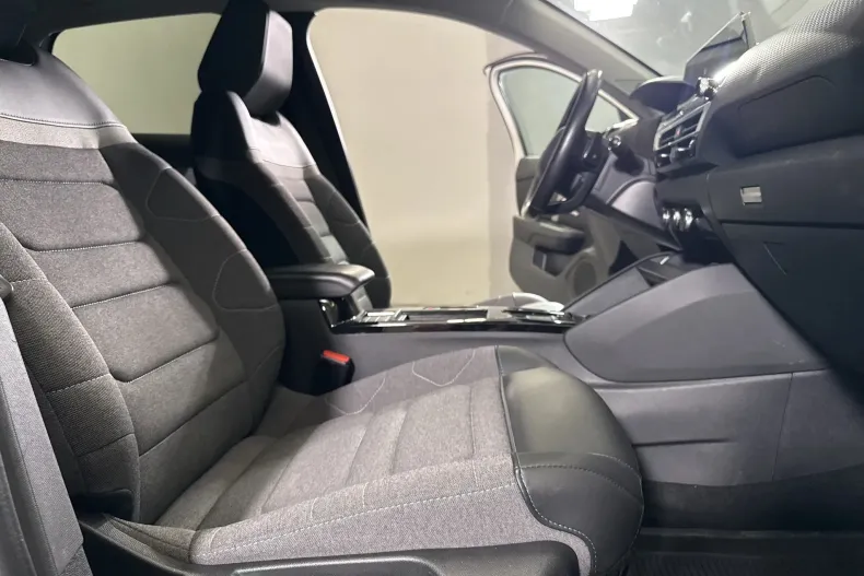 Citroën C4 din 2022 cu 130.833 km - oferta CIT213220 - foto 11
