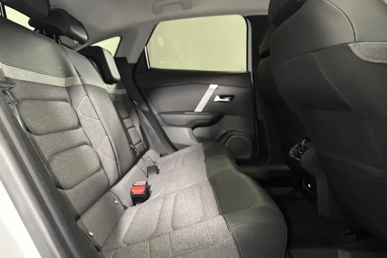 Citroën C4 din 2022 cu 130.833 km - oferta CIT213220 - foto 12