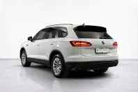 Volkswagen Touareg din 2021 cu 162.714 km - oferta VOL213222 - foto 3