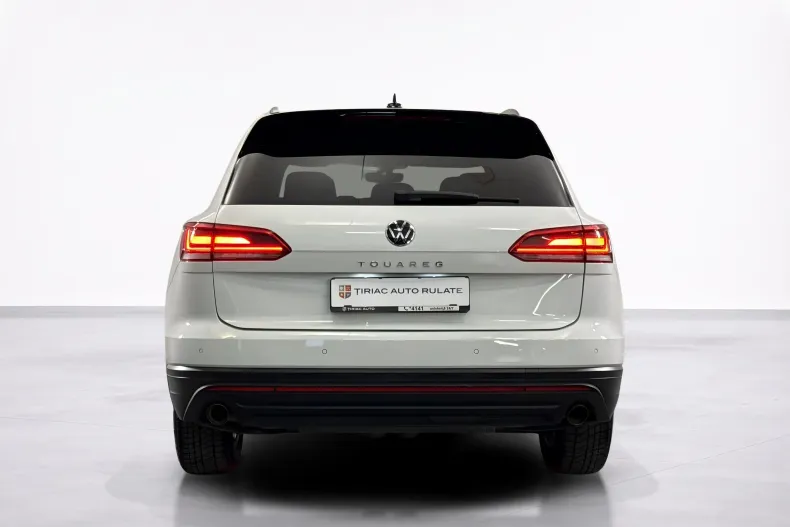Volkswagen Touareg din 2021 cu 162.714 km - oferta VOL213222 - foto 4