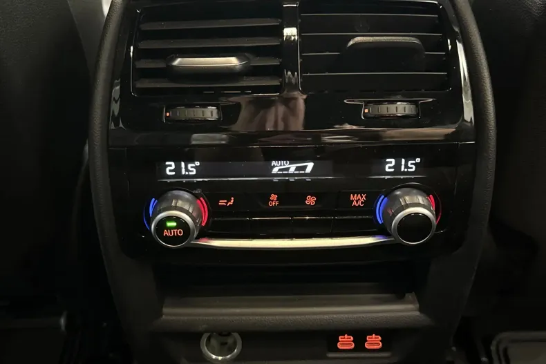 BMW 530d (Seria 5) din 2020 cu 116.434 km - oferta BMW213228 - foto 26