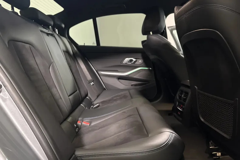 BMW 320d (Seria 3) din 2023 cu 43.741 km - oferta BMW213229 - foto 12