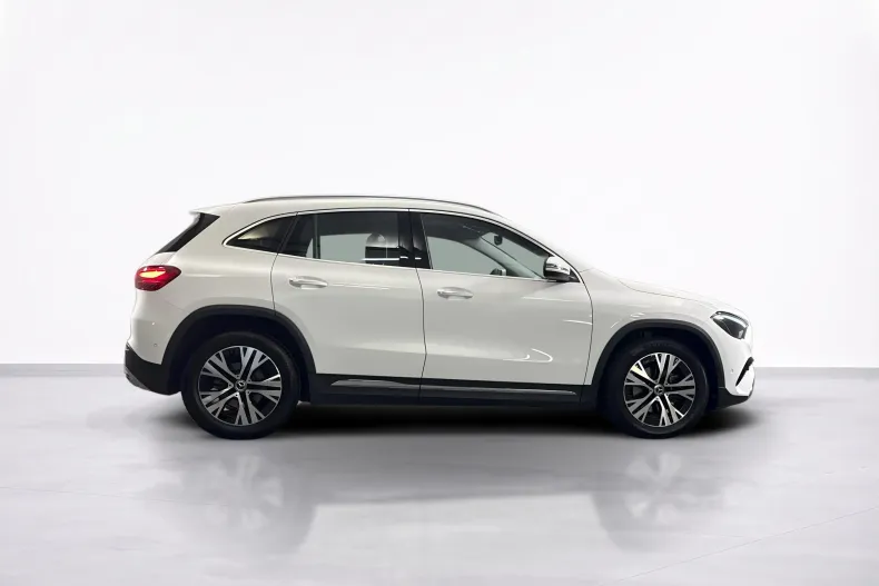Mercedes-Benz GLA din 2024 cu 27.188 km - oferta MER213232 - foto 6