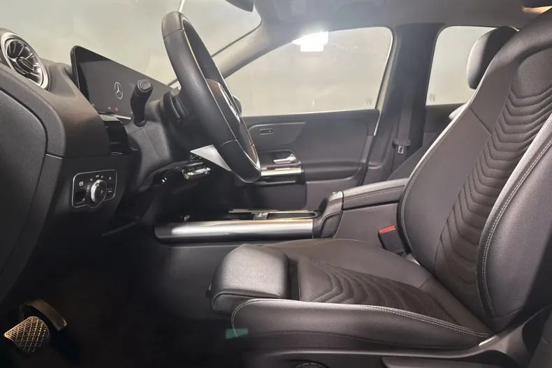 Mercedes-Benz GLA din 2024 cu 27.188 km - oferta MER213232 - foto 22