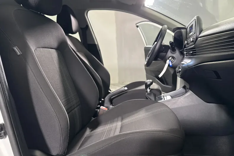 Hyundai i20 din 2021 cu 50.859 km - oferta HYU213234 - foto 11