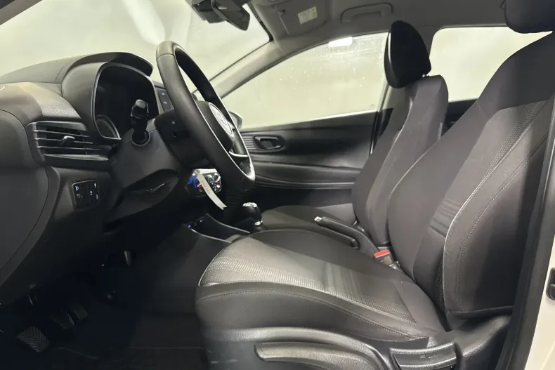 Hyundai i20 din 2021 cu 50.859 km - oferta HYU213234 - foto 18