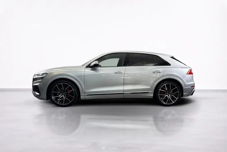 Audi Q8 din 2022 cu 117.779 km - oferta AUD213240 - foto 2