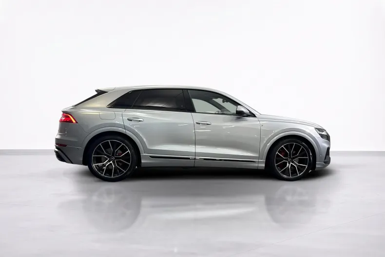 Audi Q8 din 2022 cu 117.779 km - oferta AUD213240 - foto 6