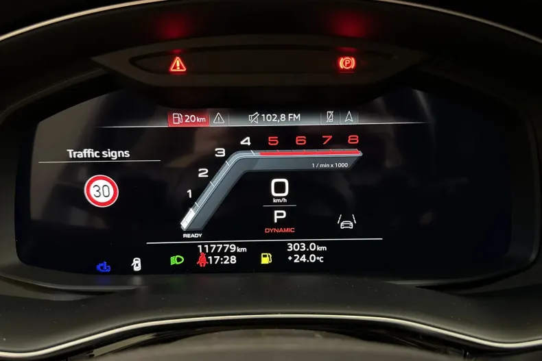 Audi Q8 din 2022 cu 117.779 km - oferta AUD213240 - foto 10