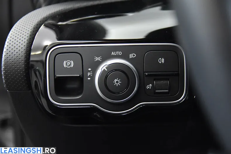 Mercedes-Benz A 180 (Clasa A) din 2024 cu 14.451 km - oferta MER213248 - foto 15