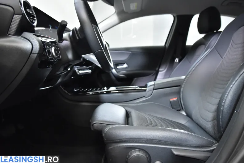 Mercedes-Benz A 180 (Clasa A) din 2024 cu 14.451 km - oferta MER213248 - foto 25