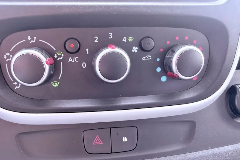 Renault Trafic din 2021 cu 148.500 km - oferta REN213255 - foto 17