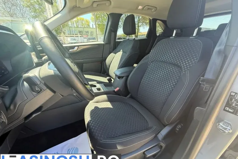 Ford Kuga din 2025 cu 12.200 km - oferta FOR213258 - foto 15