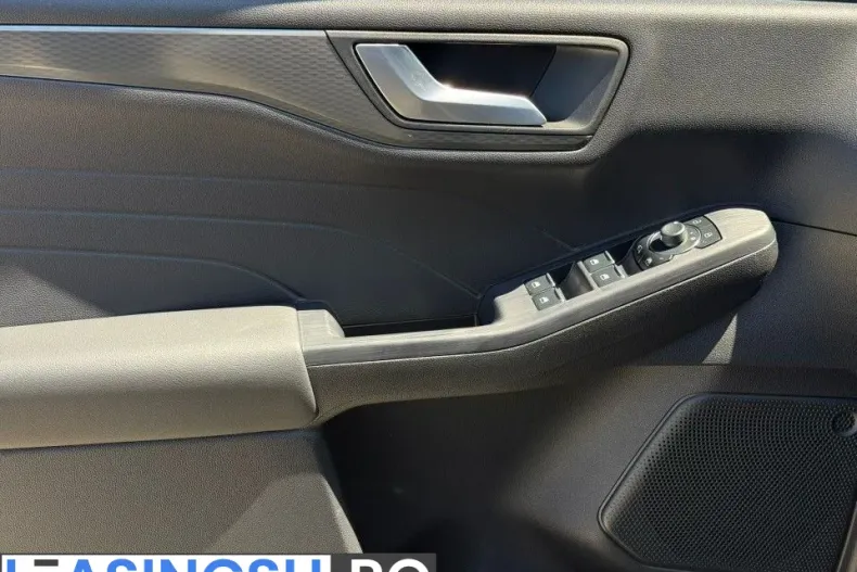 Ford Kuga din 2025 cu 12.200 km - oferta FOR213258 - foto 18