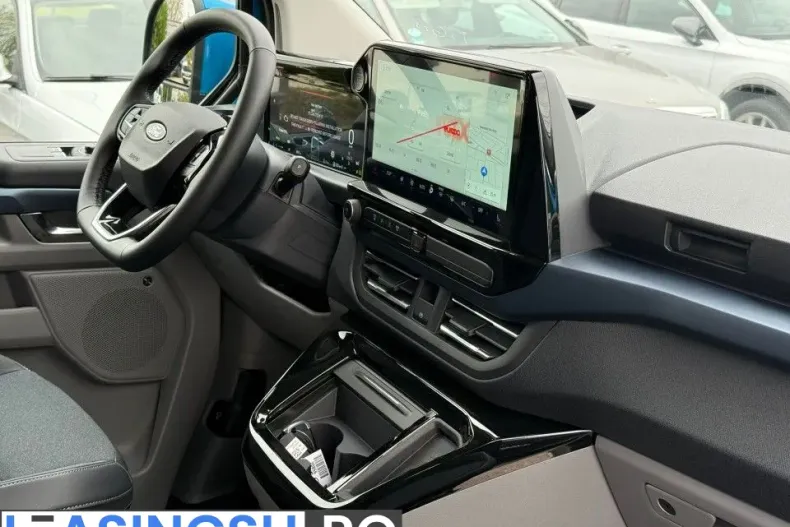 Ford Tourneo Custom din 2025 cu 1 km - oferta FOR213260 - foto 19