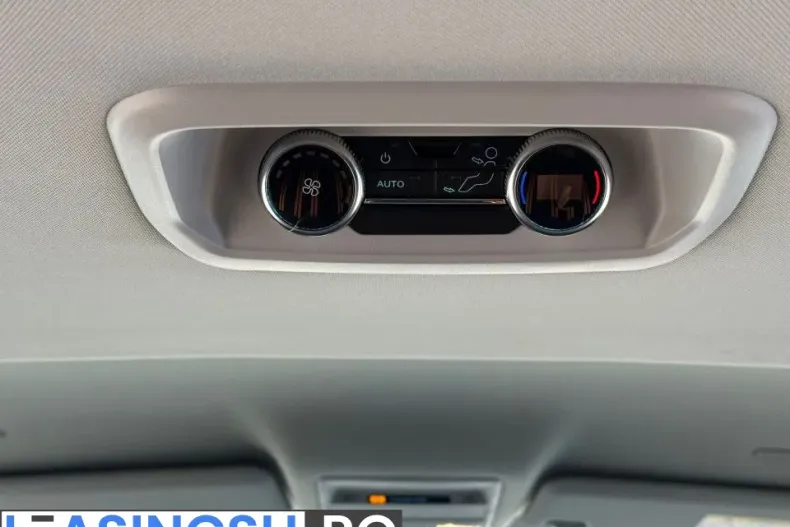 Ford Tourneo Custom din 2025 cu 1 km - oferta FOR213260 - foto 20
