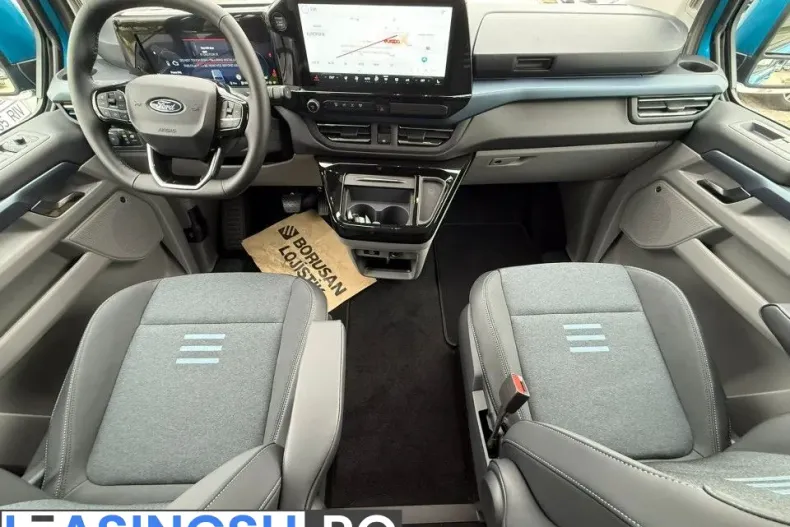 Ford Tourneo Custom din 2025 cu 1 km - oferta FOR213260 - foto 21