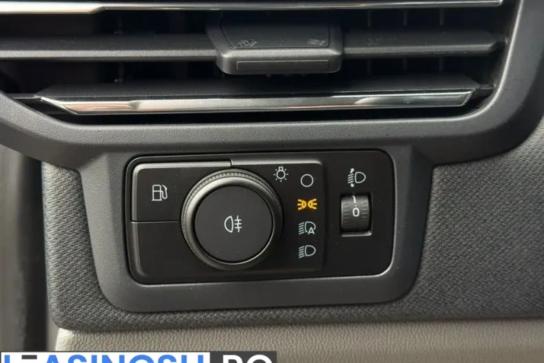 Ford Tourneo Custom din 2025 cu 1 km - oferta FOR213260 - foto 25