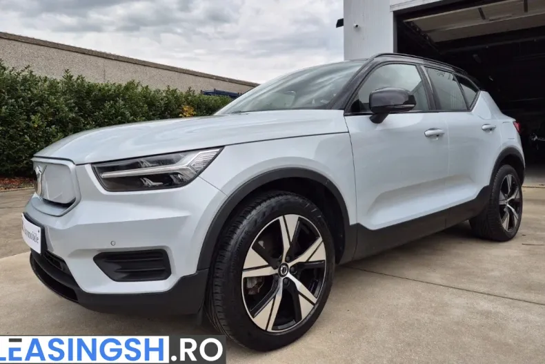 Volvo XC40 din 2021 cu 131.698 km - oferta VOL213265 - foto 3