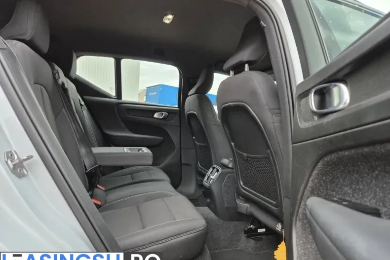 Volvo XC40 din 2021 cu 131.698 km - oferta VOL213265 - foto 18