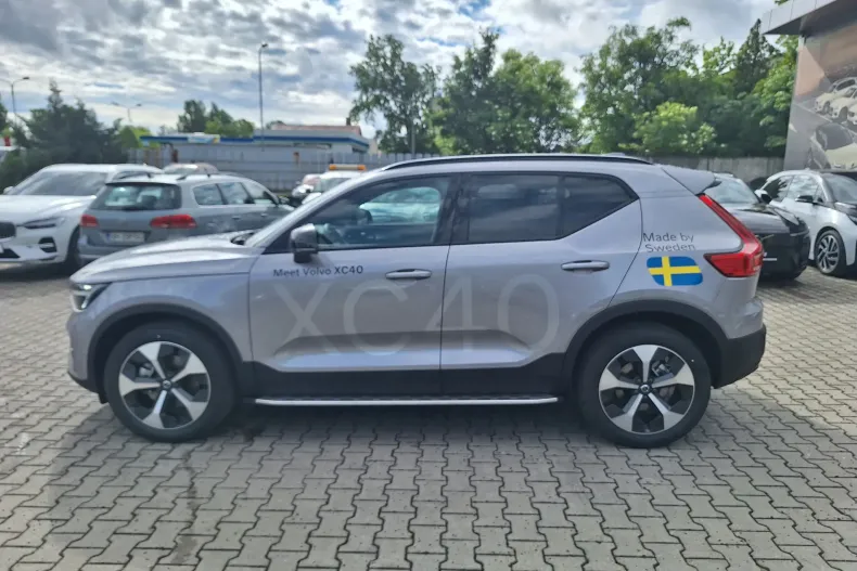 Volvo XC40 din 2026 cu 14 km - oferta VOL213271 - foto 8