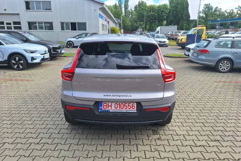 Volvo XC40 din 2026 cu 14 km - oferta VOL213271 - foto 12