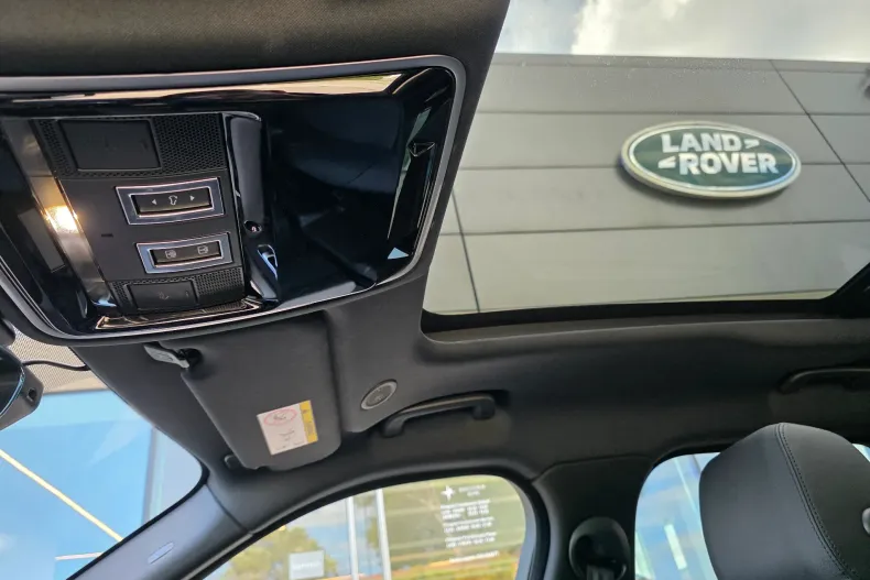 Land Rover Range Rover Velar din 2025 cu 3.000 km - oferta LAN213276 - foto 16