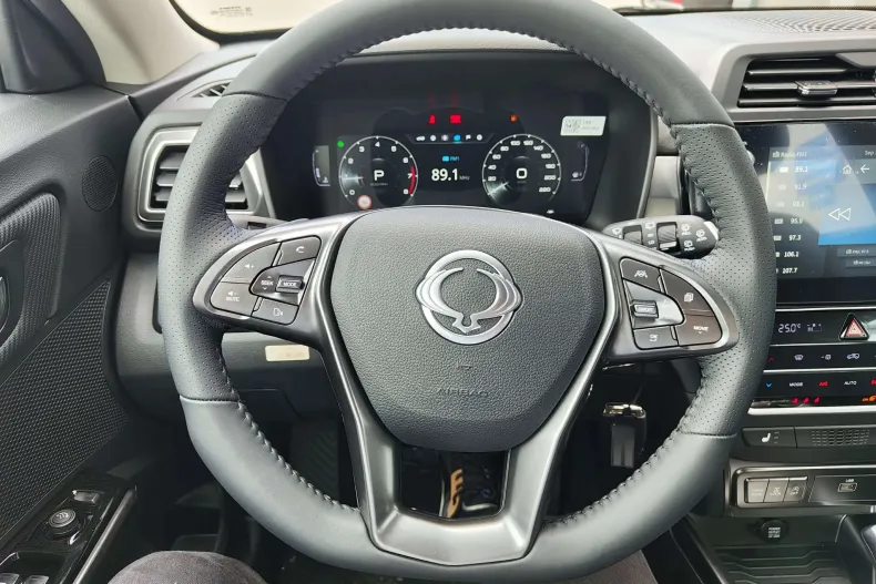 KGM Tivoli din 2025 cu 7 km - oferta KGM213278 - foto 8