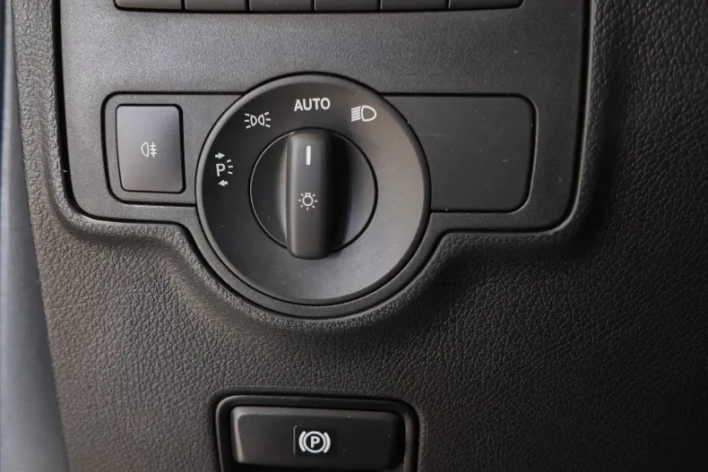 Mercedes-Benz Vito din 2023 cu 91.000 km - oferta MER213280 - foto 19