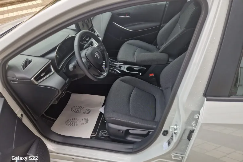Toyota Corolla din 2025 cu 1.648 km - oferta TOY213283 - foto 9