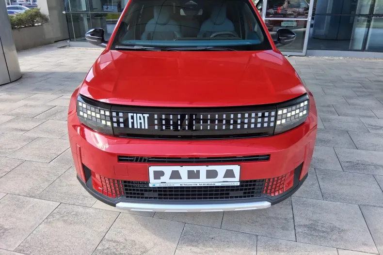 Fiat Grande Panda din 2025 cu 10 km - oferta FIA213284 - foto 3