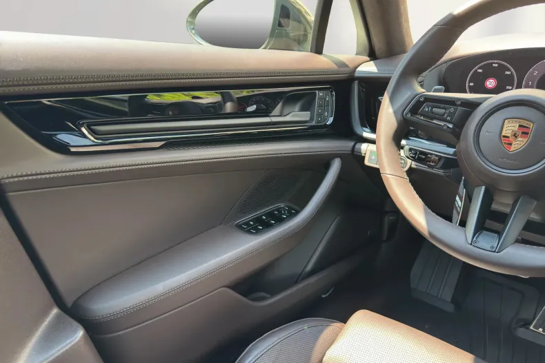 Porsche Panamera din 2024 cu 12.000 km - oferta POR213290 - foto 12