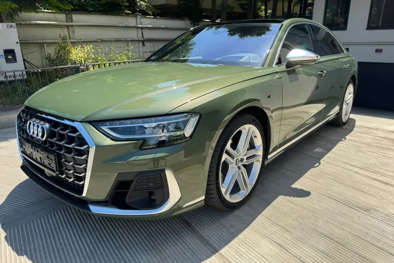 Audi S8 din 2022 cu 69.600 km - oferta AUD213293 - foto 1