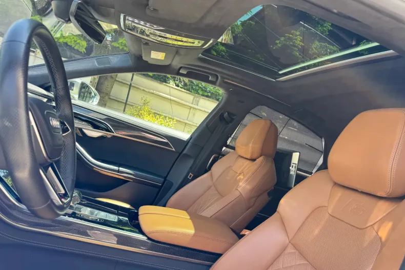 Audi S8 din 2022 cu 69.600 km - oferta AUD213293 - foto 10