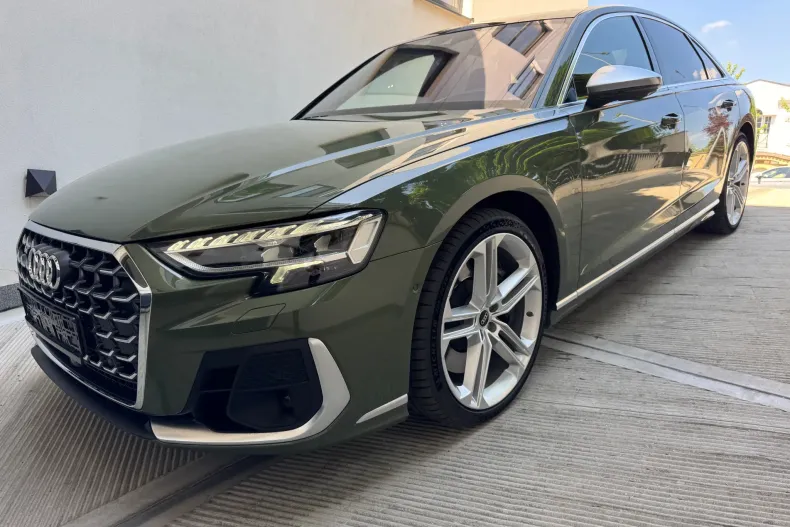 Audi S8 din 2022 cu 69.600 km - oferta AUD213293 - foto 24
