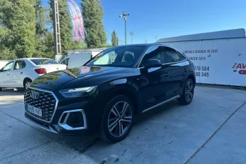 Audi Q5 Sportback din 2022 - oferta AUD213298